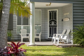 Pacific Palms, Elizabeth Beach